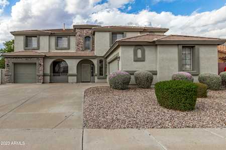 3228 W Quail Track Drive Phoenix, AZ 85083