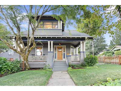 3452 SW Falcon ST Portland, OR 97219