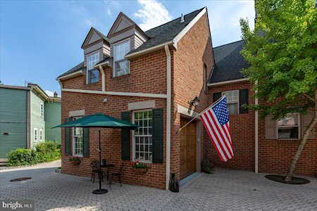 4 Firestone Ct Princeton, NJ 08540