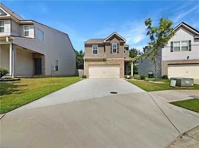 5111 Rapahoe Trail Atlanta, GA 30349