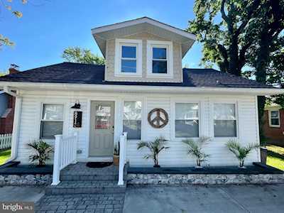 8913 Dayton Ave North Beach, MD 20714