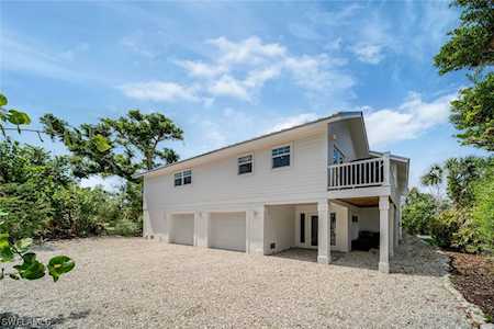 721 Cardium St Sanibel, FL 33957