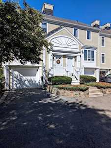37 Constitution Ln #48 Danvers, MA 01923