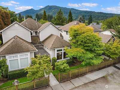 445 NE Alder St #1 Issaquah, WA 98027