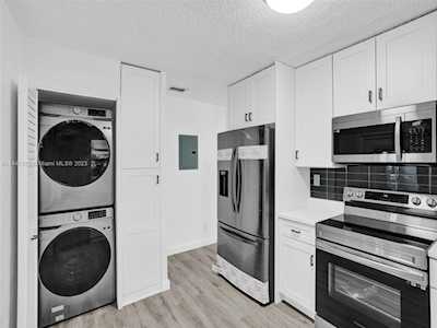 2241 NW 55th Ave Lauderhill, FL 33313