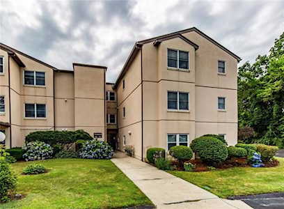 185 Manville Hill Rd #411 Cumberland, RI 02864
