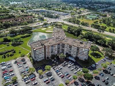 1200 Saint Charles Pl #203 Pembroke Pines, FL 33026