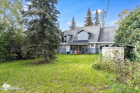 6930 E 11th Ave Anchorage, AK 99504