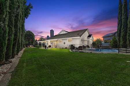 413 Shiveley Court Roseville, CA 95747