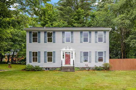465 Josiah Bartlett Rd Concord, NH 03301