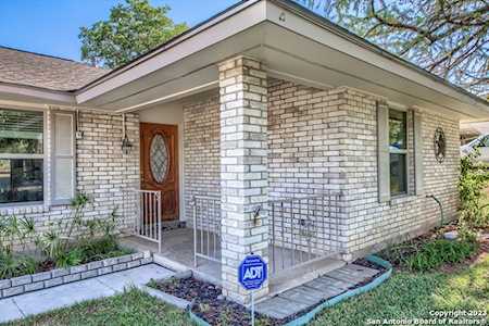 4111 Smokey Bend Way San Antonio, TX 78217