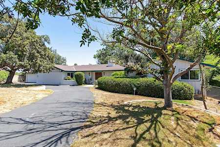 5021 Rolling Hills Pl. El Cajon, CA 92020