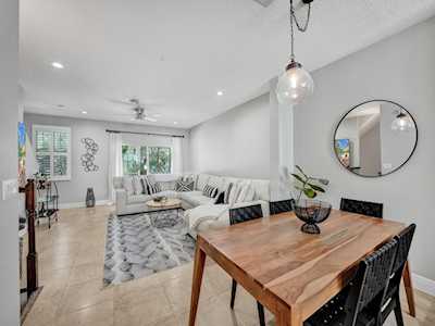 1931 Via Granada Boynton Beach, FL 33426