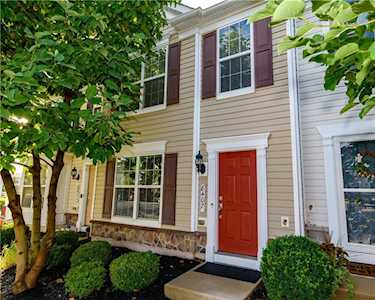 8407 Saylor Ct Breinigsville, PA 18031