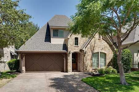3461 N Riley Place Hurst, TX 76054