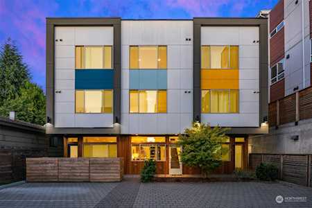 7534 B 15th Ave NW Seattle, WA 98117