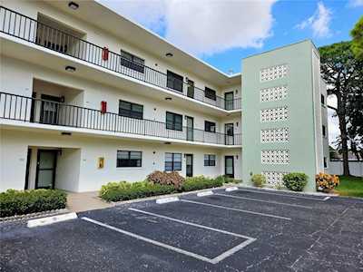 5980 Terrace Park Dr N #314 St. Petersburg, FL 33709