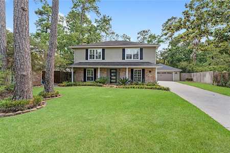 5 Sweetbeth Ct The Woodlands, TX 77380