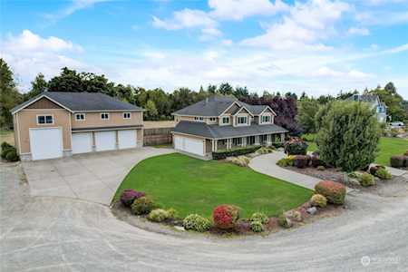 11523 9th St E Edgewood, WA 98372