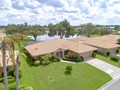 1192 Willow Springs Dr Venice, FL 34293