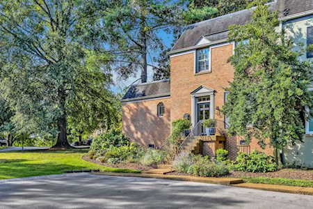 4400 Belmont Park Ter #132 Nashville, TN 37215