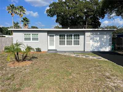 8829 93rd St Seminole, FL 33777