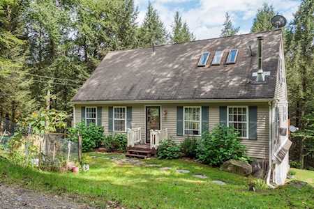 87 Cummington Rd Chesterfield, MA 01084