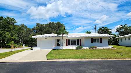 14199 88th Ave Seminole, FL 33776
