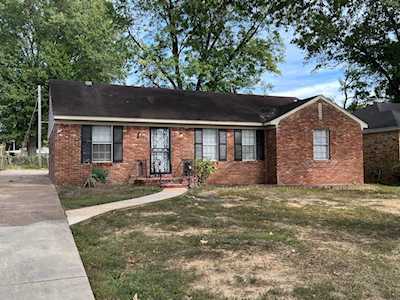 3390 Renault St Memphis, TN 38118