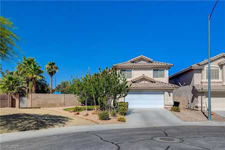 4736 Grand Rock Dr North Las Vegas, NV 89081