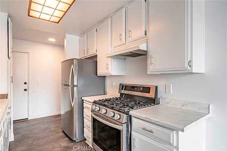 4591 Orange Ave #306 Long Beach, CA 90807