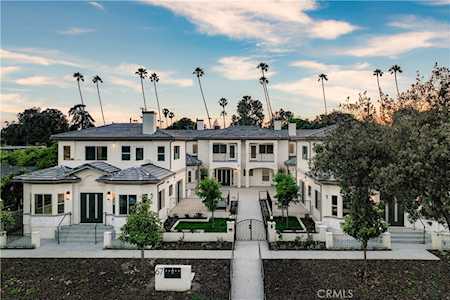 67 S Craig Ave #4 Pasadena, CA 91107