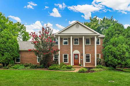 8352 Carriage Hills Dr Brentwood, TN 37027