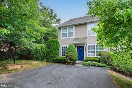17 Courtyard Dr Carlisle, PA 17013