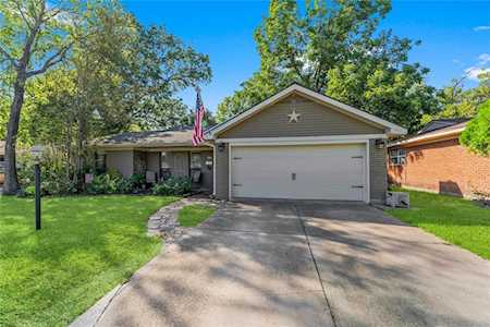 819 Helms Rd Houston, TX 77088