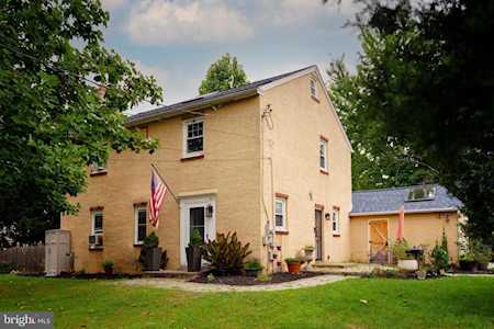 913 Valley Forge Rd Phoenixville, PA 19460