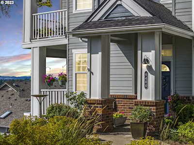 6400 Summerlinn WAY West Linn, OR 97068