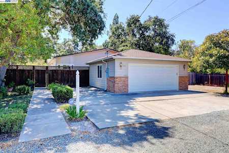 150 Mayhew Way Walnut Creek, CA 94597