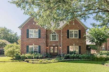 8835 Gainesway Dr Germantown, TN 38138