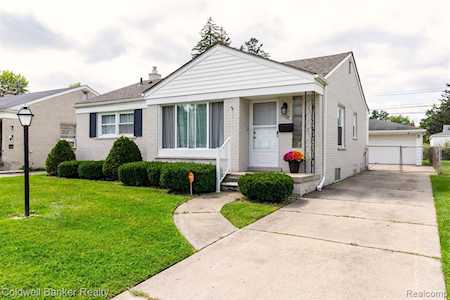 17725 Gaylord Redford Twp, MI 48240