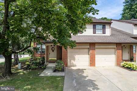 13 Greensward Ln Cherry Hill, NJ 08002