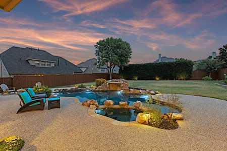 8801 Broad Meadow Lane McKinney, TX 75071