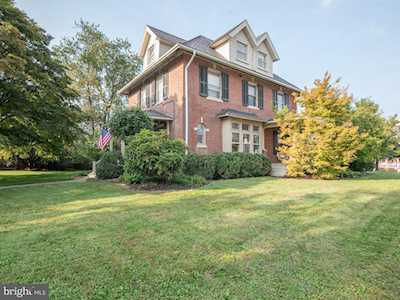 24 S Hess St Quarryville, PA 17566