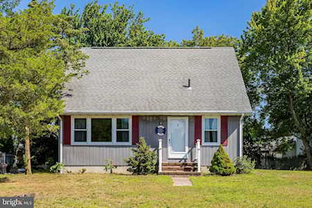 5 Longport Ave Bayville, NJ 08721