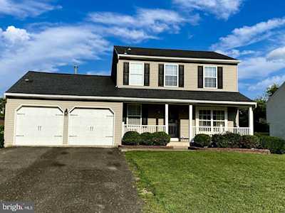 733 Sharon Ct Vineland, NJ 08361