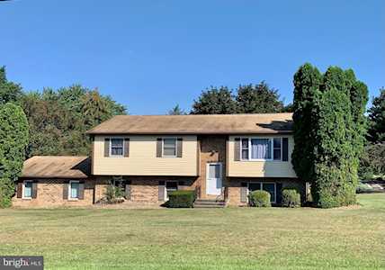 184 Ridge Hill Rd Mechanicsburg, PA 17050