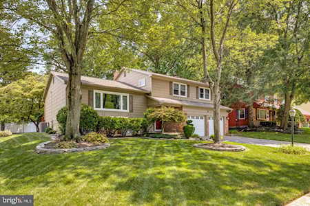 26 Highgate Ln Cherry Hill, NJ 08003