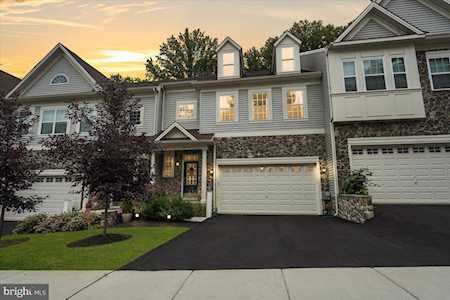 86 Westhampton Dr Wilmington, DE 19808