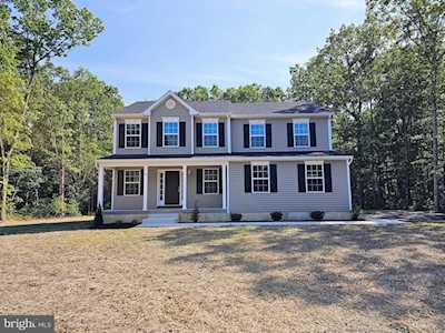5 Whitetail Dr Elmer, NJ 08318