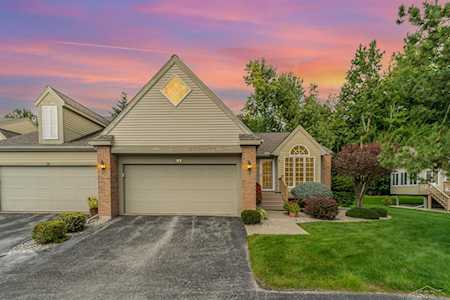 37 E Willow Pond Dr Saginaw, MI 48603